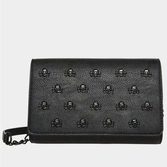 NEW Betsey Johnson Skull Crossbody Handbag - Picture 1 of 4